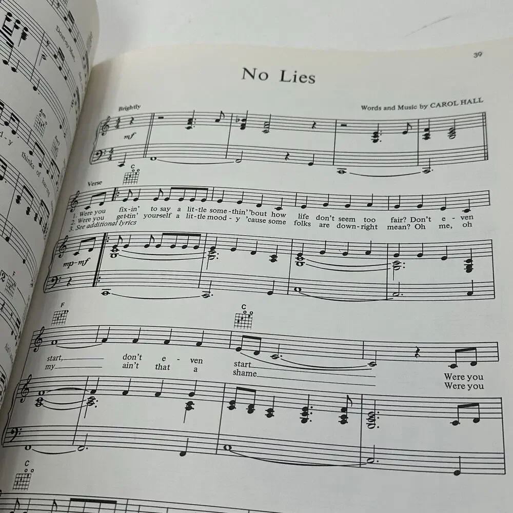 Best Little Whorehouse In Texas Vocal Selections Songbook Carol Hall 1979